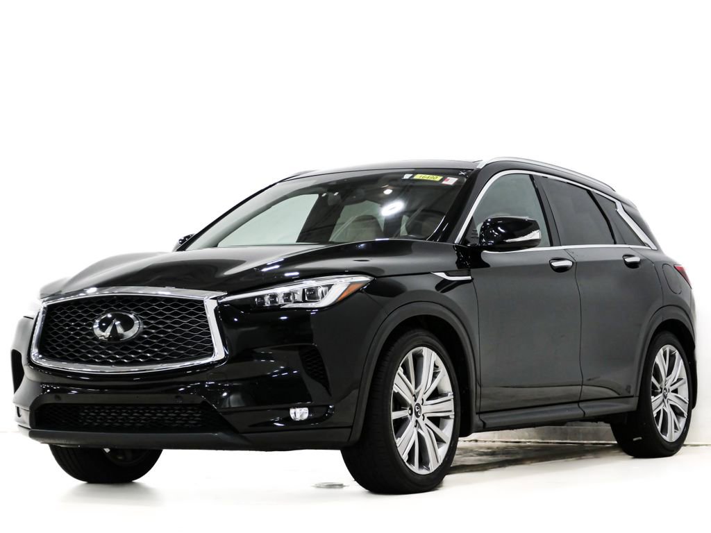 Used 2020 INFINITI QX50 Sensory w/ Proactive Package AWD/4WD image 3