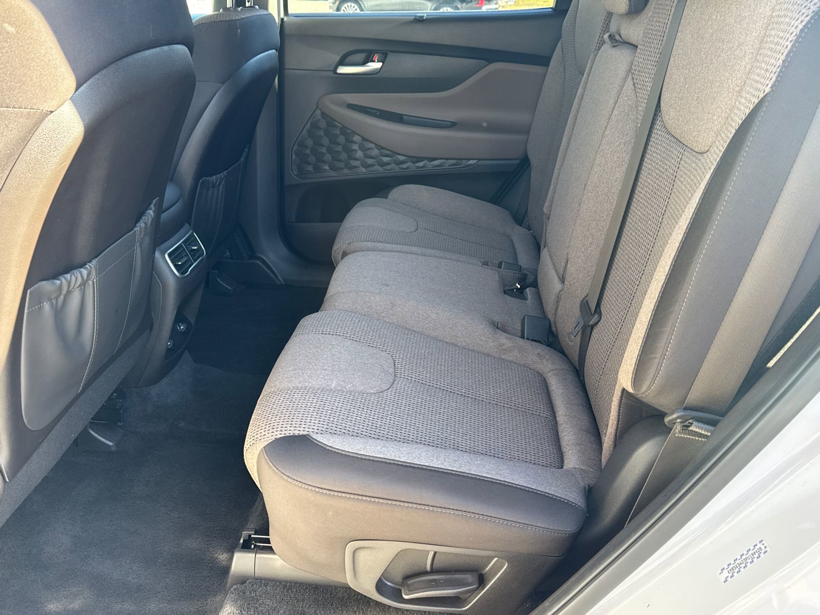 Used 2023 Hyundai Santa Fe SEL Convenience image 21