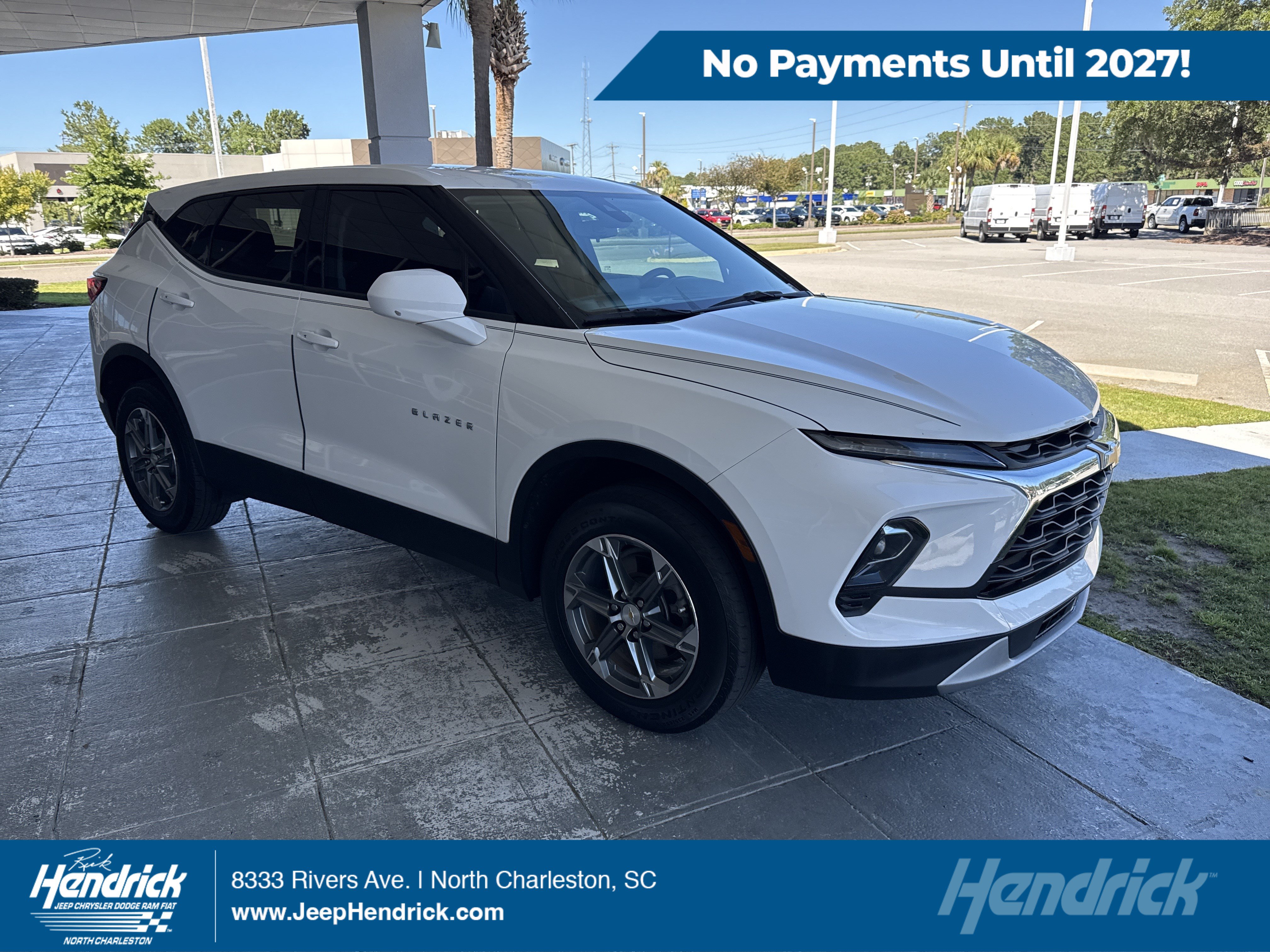 Used 2024 Chevrolet Blazer LT FWD image 1
