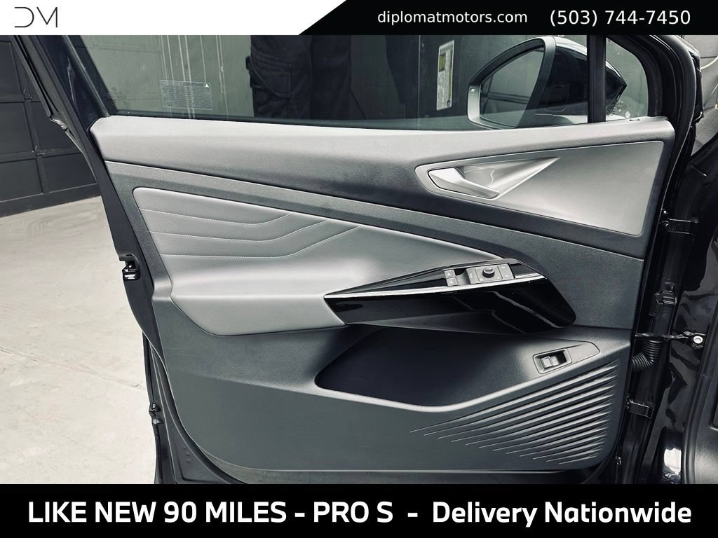 Used 2024 Volkswagen ID.4 Pro S AWD/4WD image 24