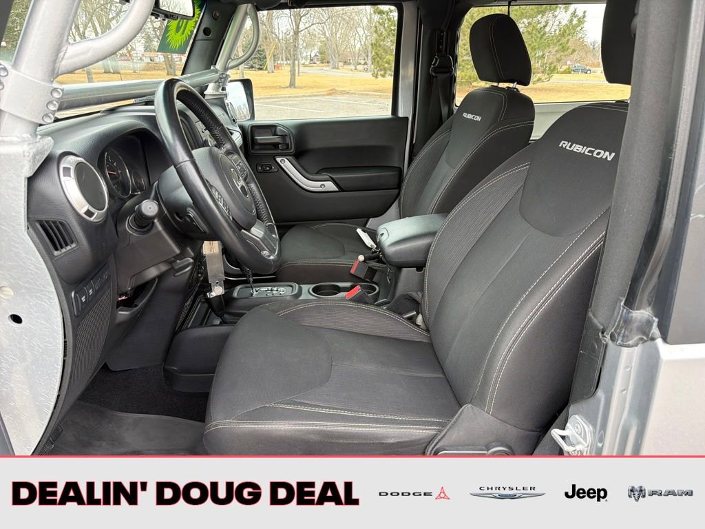 Used 2018 Jeep Wrangler Rubicon w/ Power Convenience Group image 9