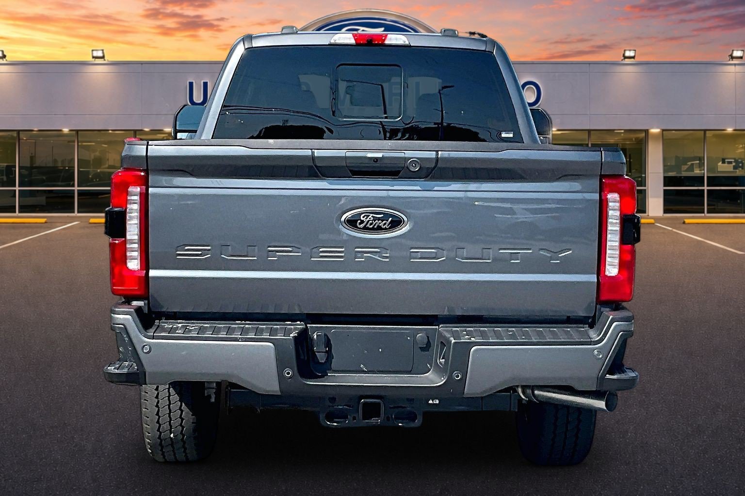 New 2026 Ford F250 Lariat w/ Black Appearance Package AWD/4WD image 4