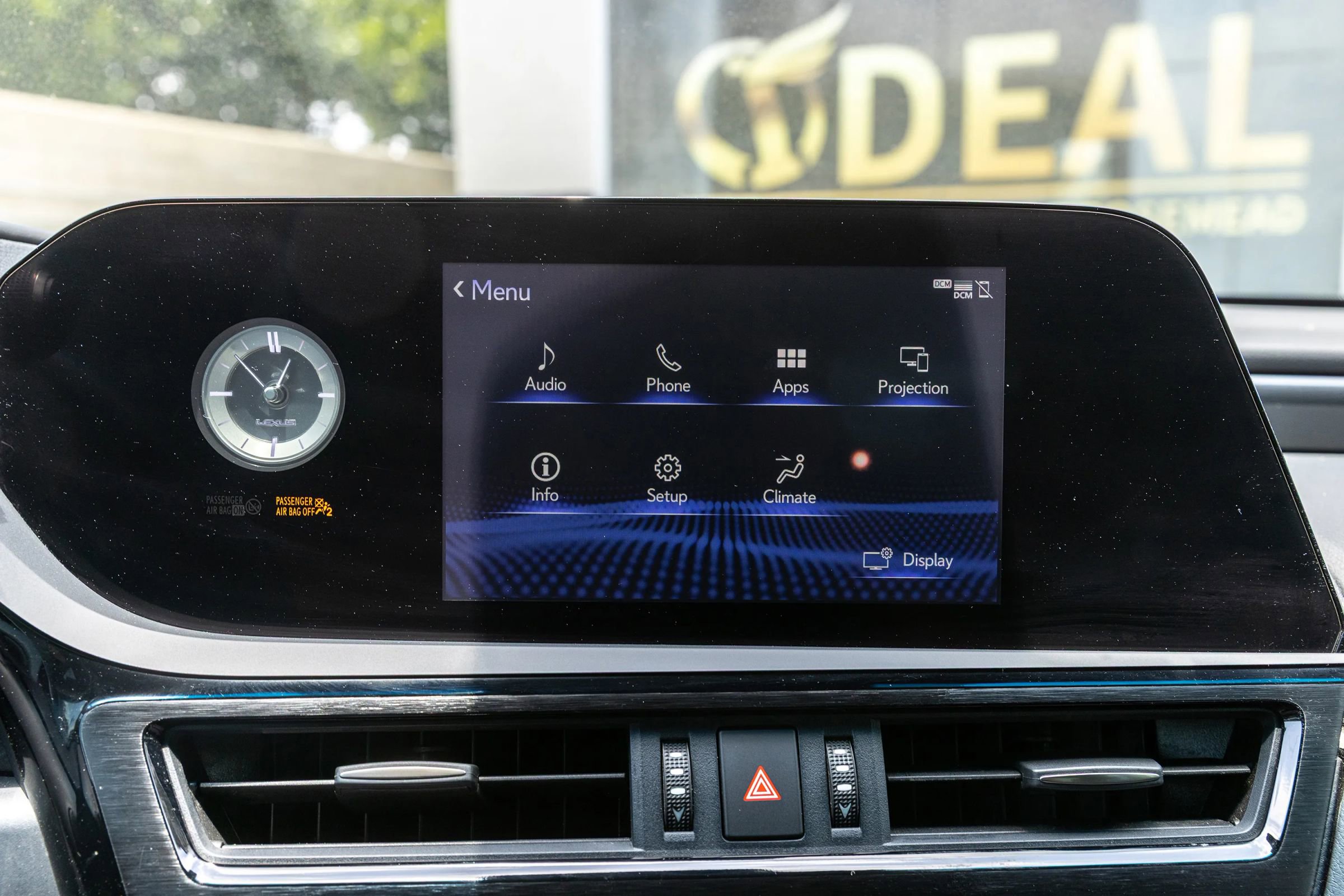 Used 2022 Lexus ES 300h w/ Accessory Package FWD image 17