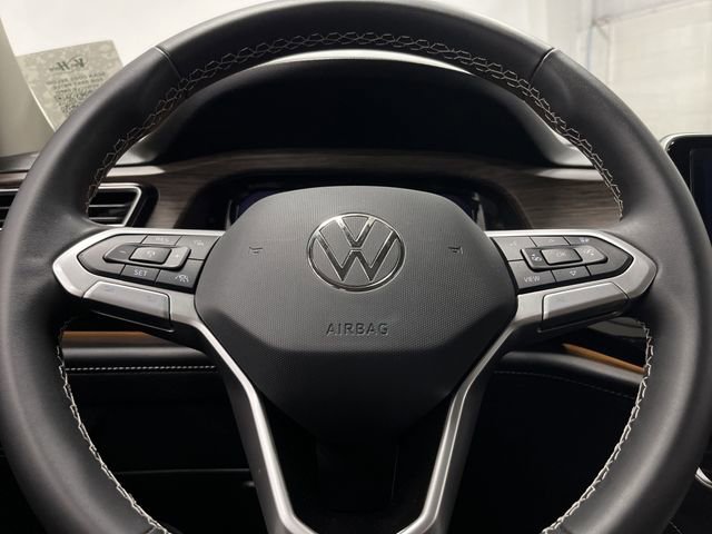 Used 2024 Volkswagen Atlas SEL image 18