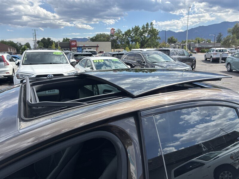 Used 2018 Mercedes-Benz C 300 4MATIC Sedan image 15