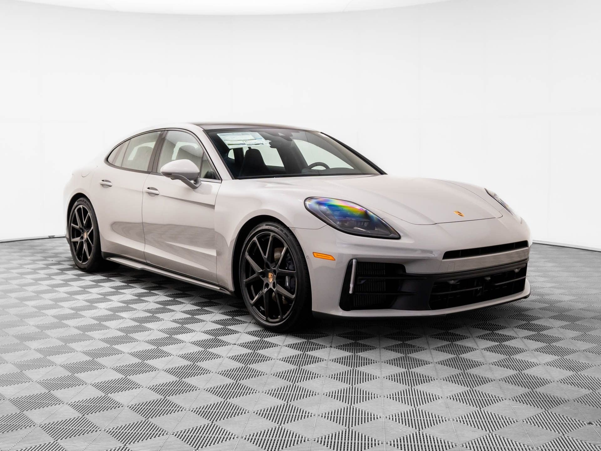 New 2026 Porsche Panamera 4 image 6