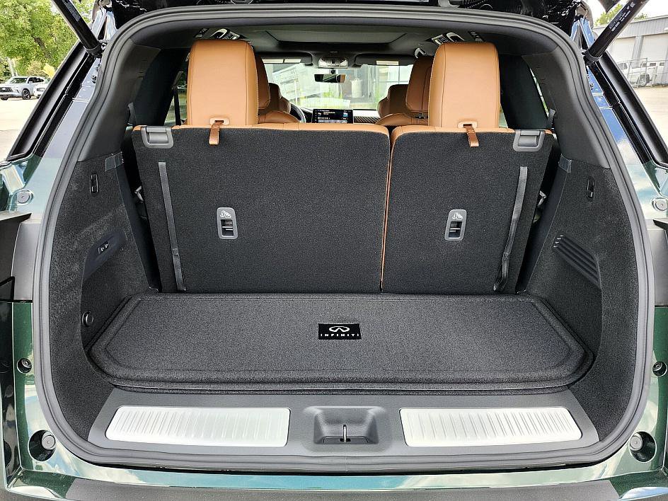 New 2026 INFINITI QX60 Autograph image 15