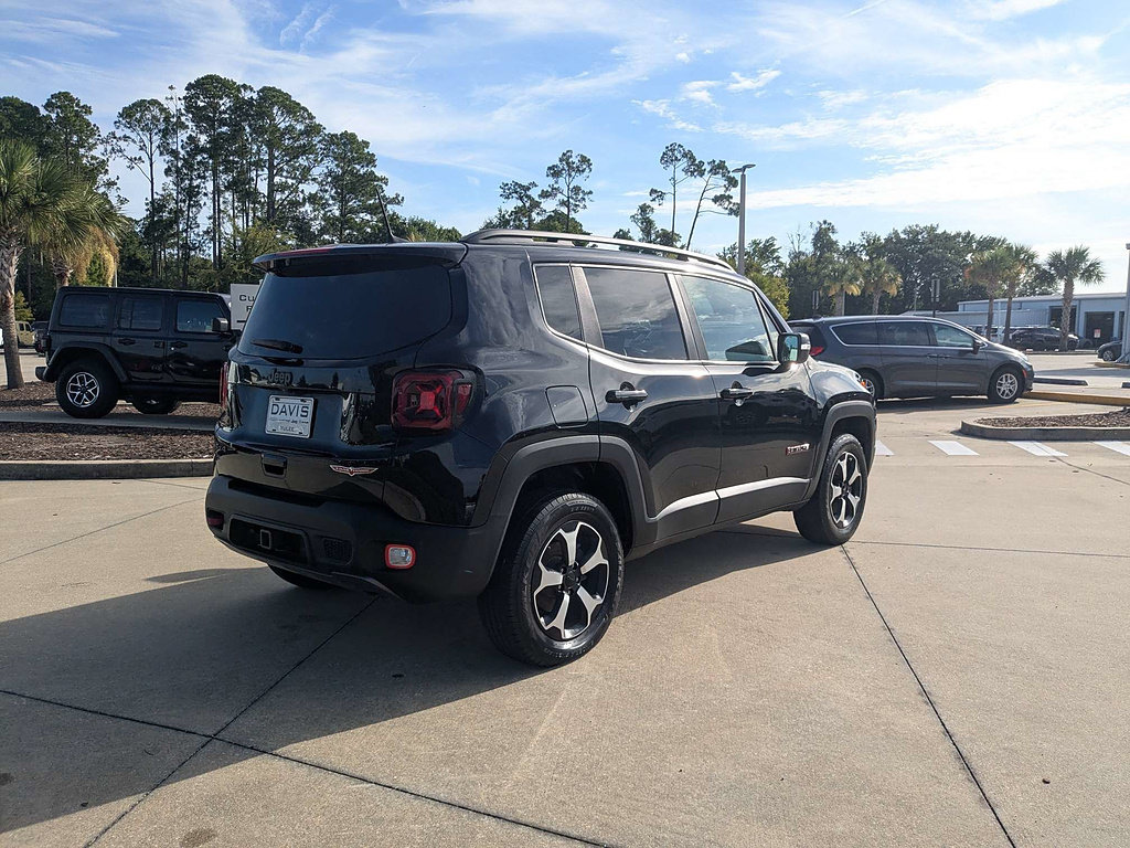 Used 2020 Jeep Renegade Trailhawk w/ Premium Leather Group AWD/4WD image 3