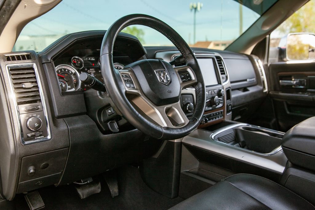 Used 2017 RAM 2500 Laramie w/ Convenience Group image 10