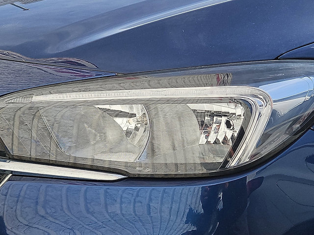 Used 2022 Buick Encore GX Preferred image 3