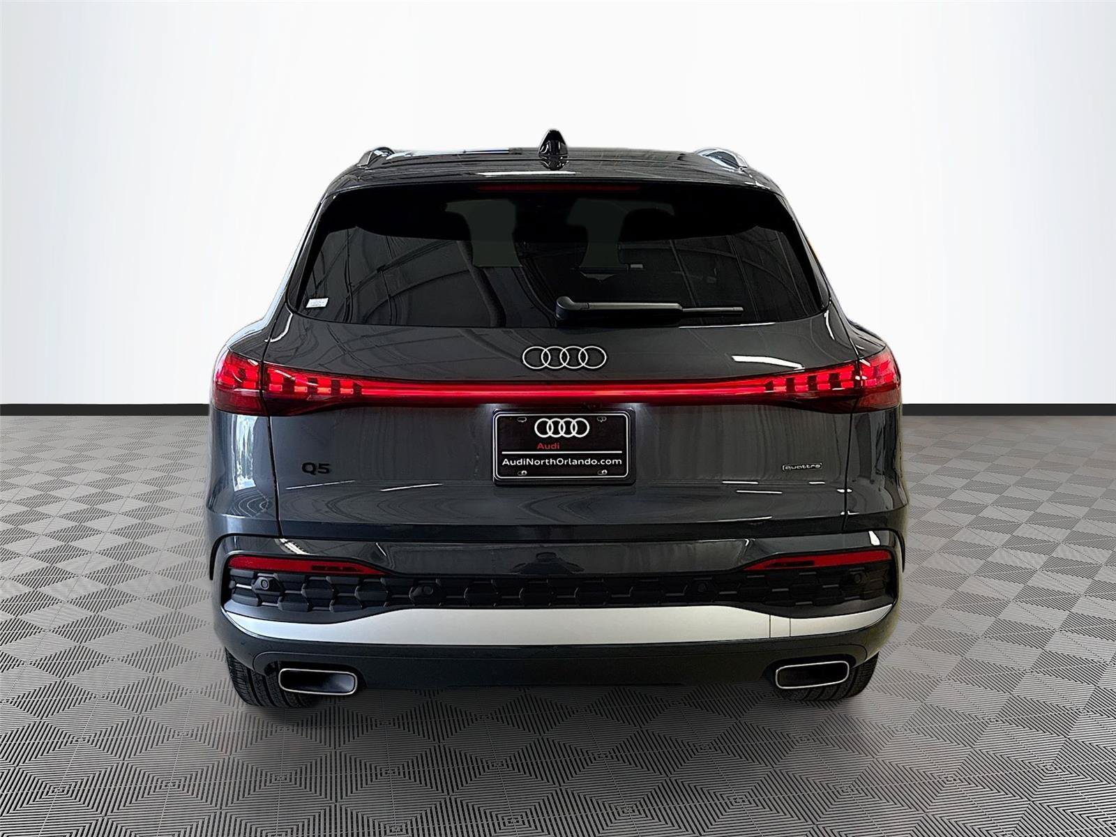 Used 2025 Audi Q5 Premium Plus w/ Premium Plus AWD/4WD image 6