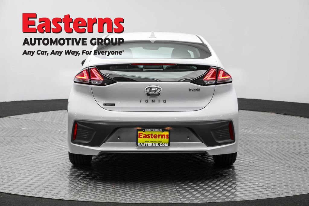 Used 2022 Hyundai Ioniq Limited image 6
