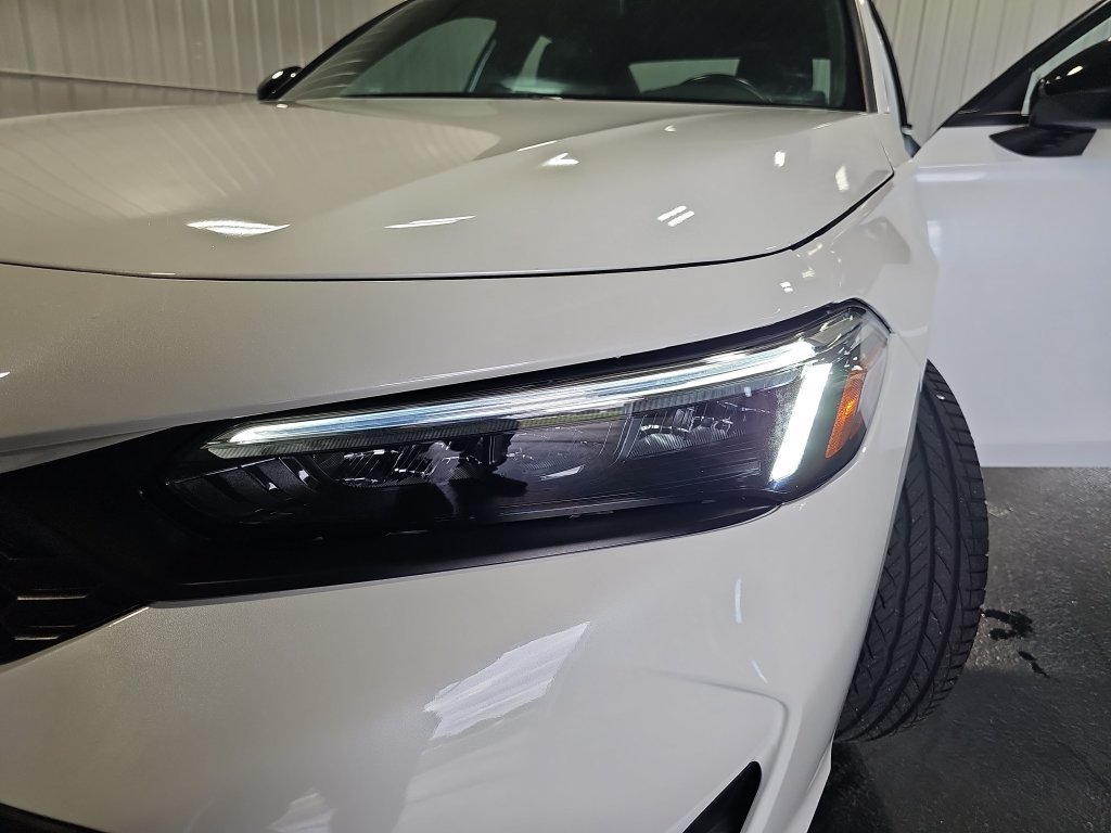 Used 2025 Honda Civic Sport image 30