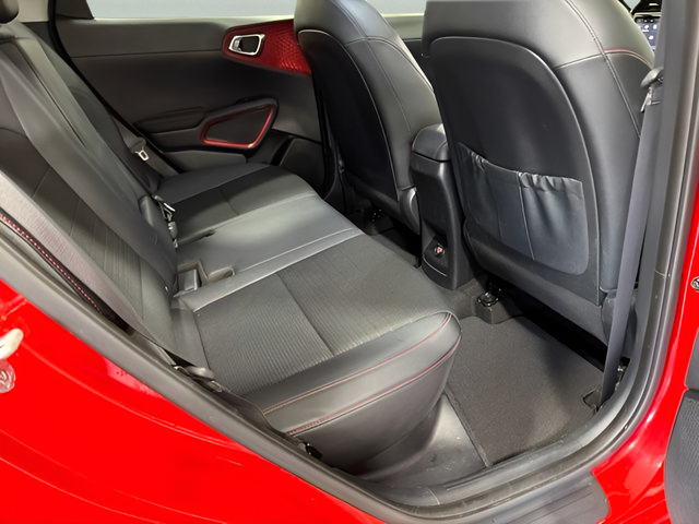 Used 2020 Kia Soul GT-Line Turbo FWD image 34