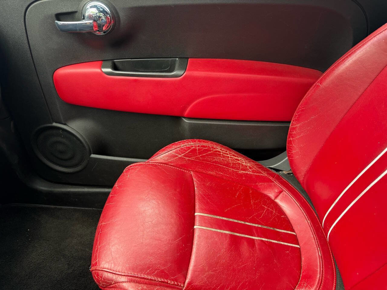 Used 2013 FIAT 500 Abarth w/ Beats Audio Pkg FWD image 24