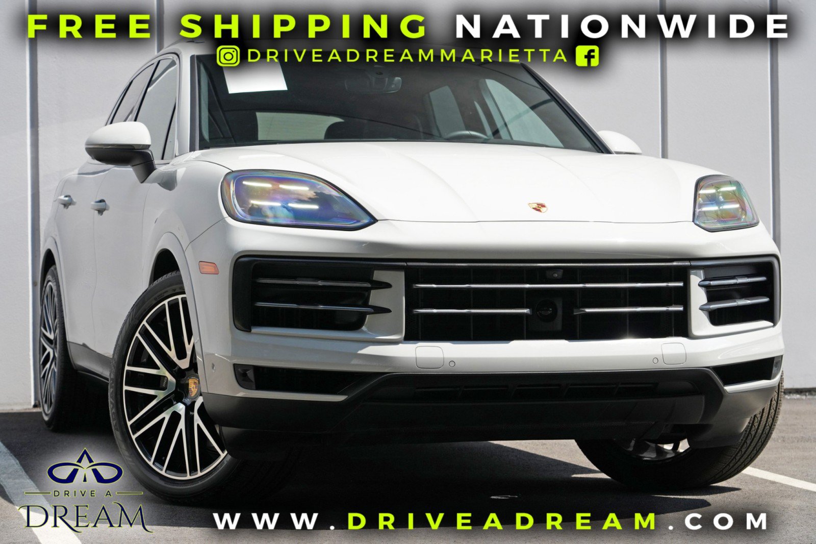 Used 2025 Porsche Cayenne w/ Premium Package Plus AWD/4WD image 2