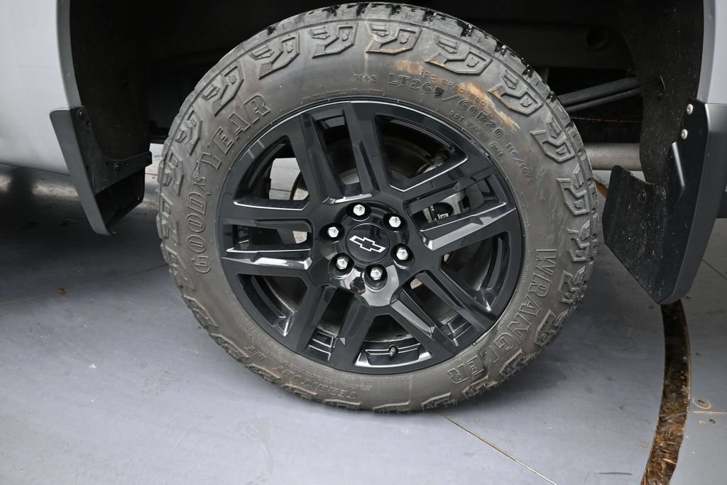 Used 2024 Chevrolet Silverado 1500 LT Trail Boss w/ LT Trail Boss Premium Package AWD/4WD image 15