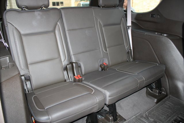 Used 2021 GMC Yukon Denali w/ Denali Premium Package image 20