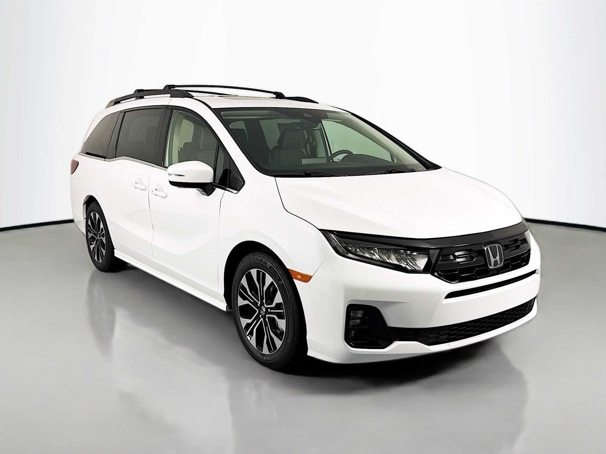 New 2026 Honda Odyssey Elite image 3