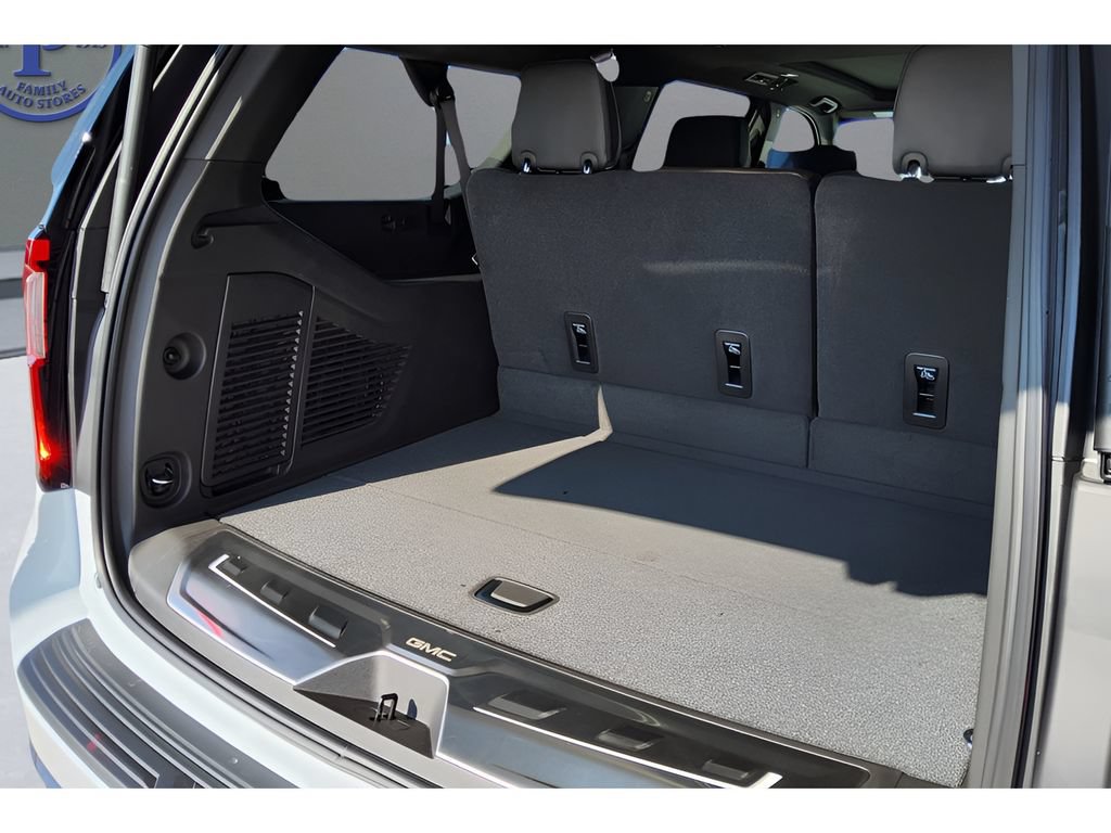 New 2026 GMC Yukon XL Denali Ultimate w/ LPO, Illumination Package AWD/4WD image 41