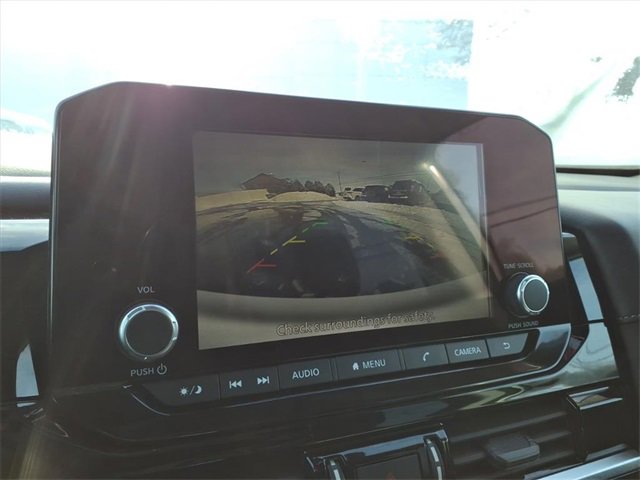 Used 2024 Nissan Pathfinder SV image 21