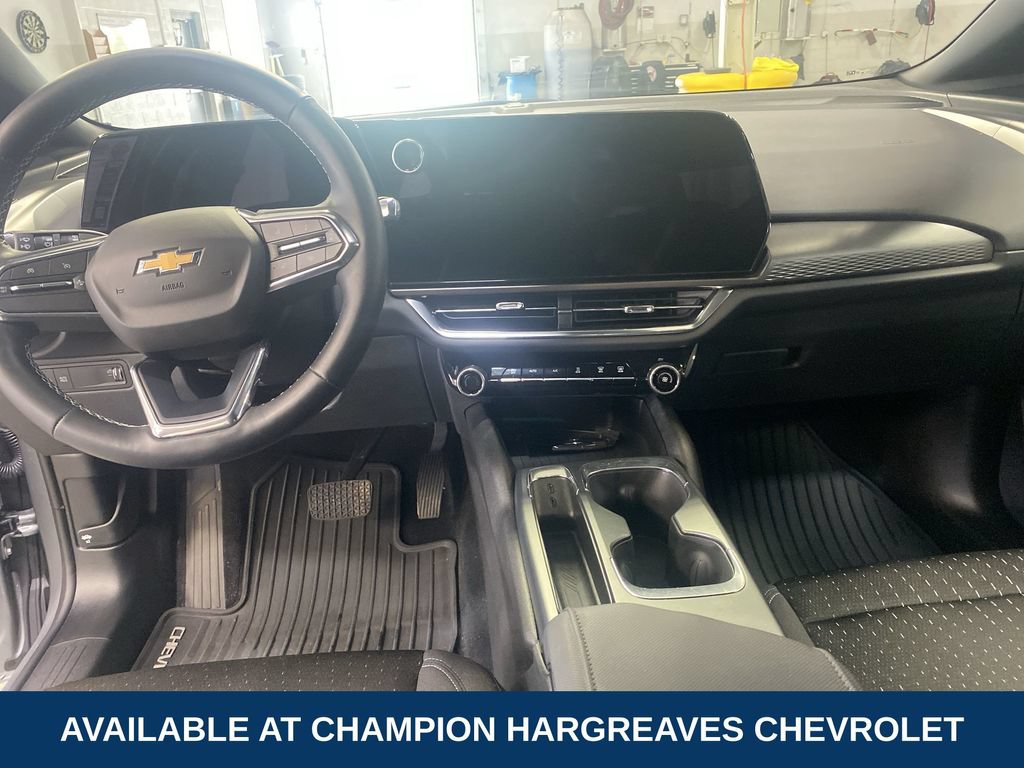 Certified 2025 Chevrolet Equinox EV LT w/ Comfort Package FWD image 27