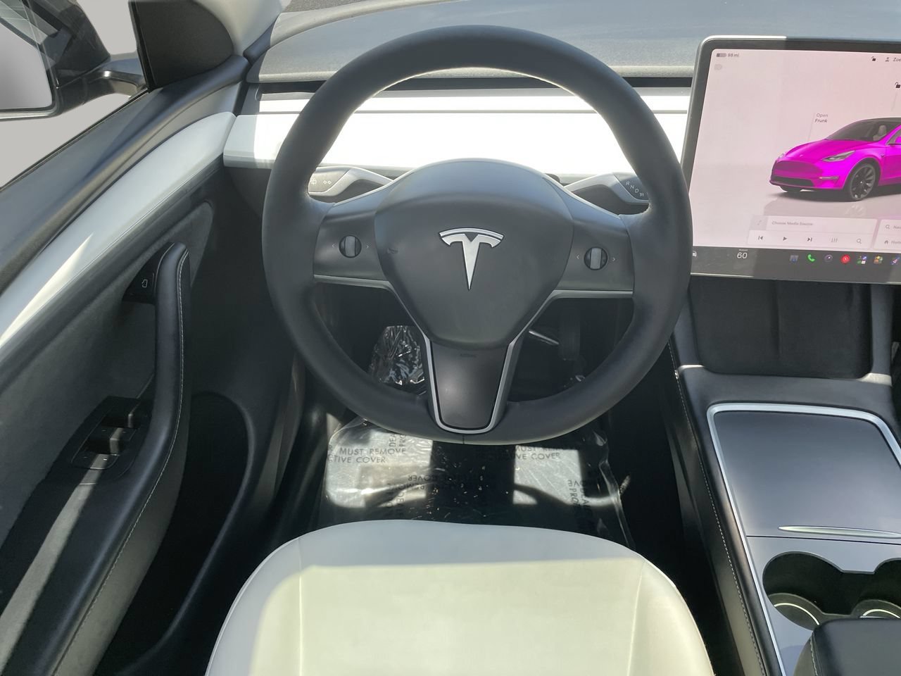 Used 2024 Tesla Model Y Long Range AWD/4WD image 12