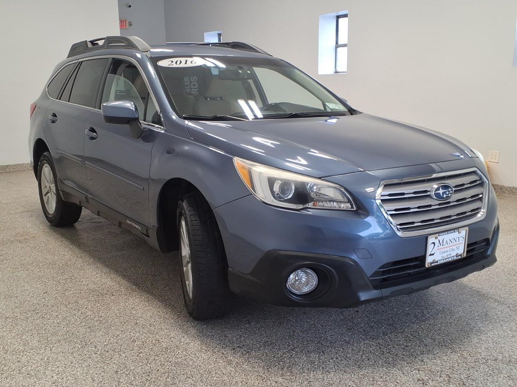 Used 2016 Subaru Outback 2.5i Premium AWD/4WD image 3
