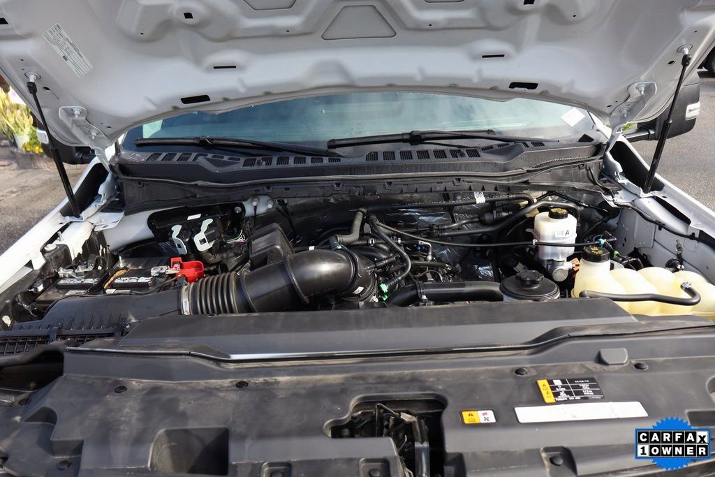 Used 2023 Ford F250 XL w/ Snow Plow/Camper Package image 12