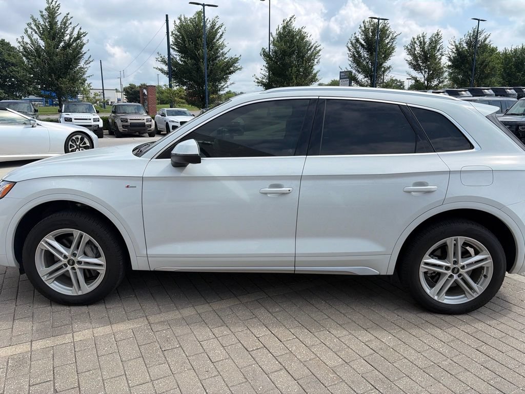 Used 2024 Audi Q5 e Premium Plus AWD/4WD image 8