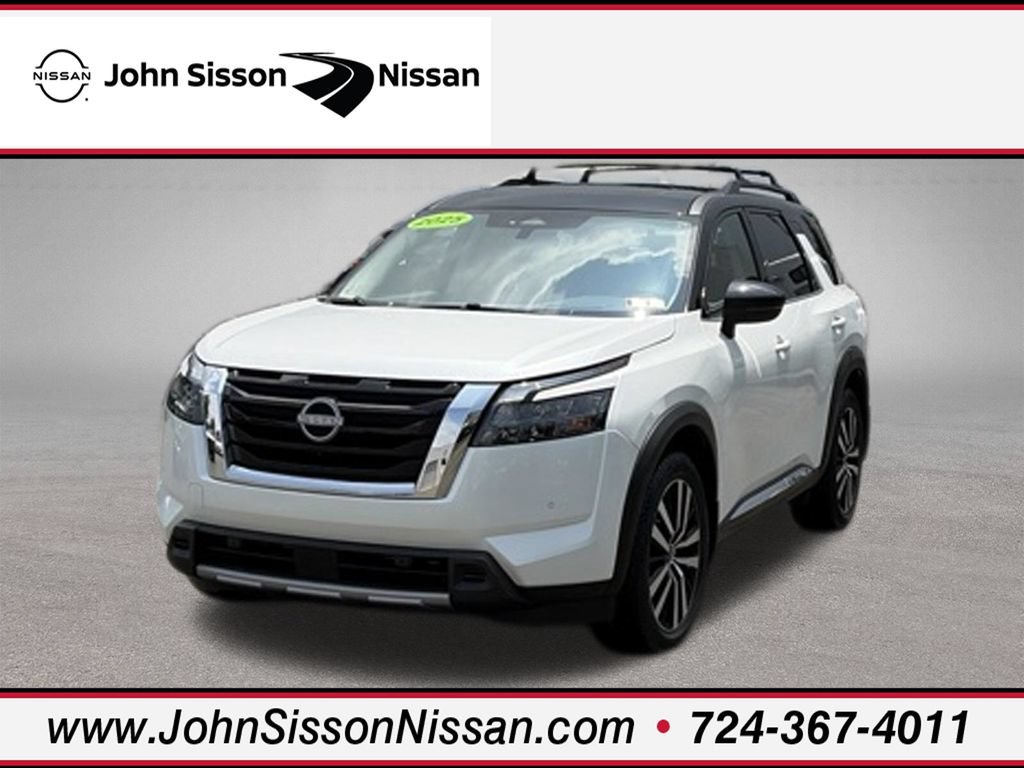 Used 2025 Nissan Pathfinder Platinum AWD/4WD image 1