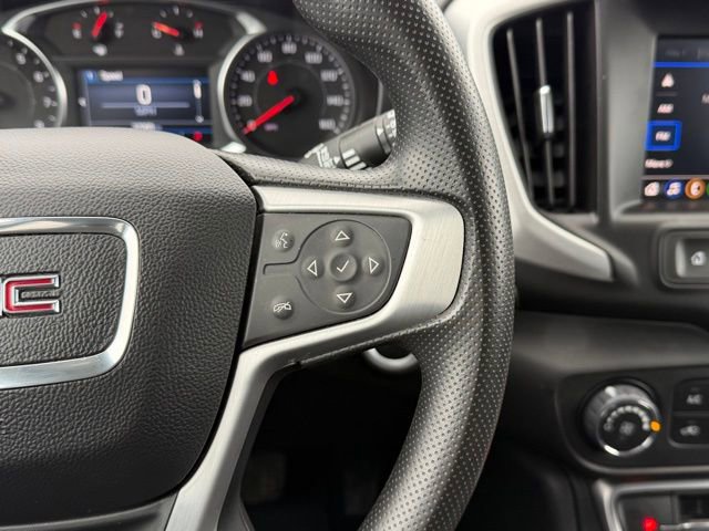 Used 2024 GMC Terrain SLE image 28