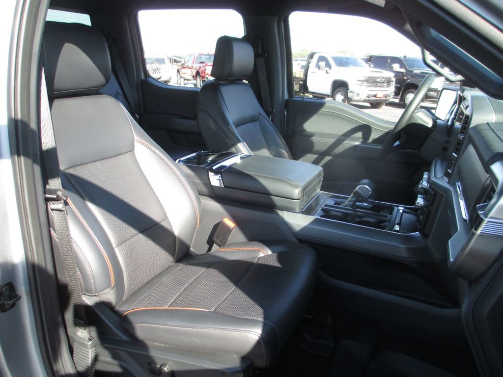 Used 2025 Ford F150 Lariat w/ Equipment Group 501A Mid AWD/4WD image 24