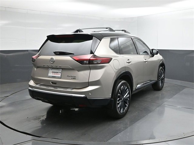 New 2026 Nissan Rogue Platinum w/ Platinum Premium Package image 11