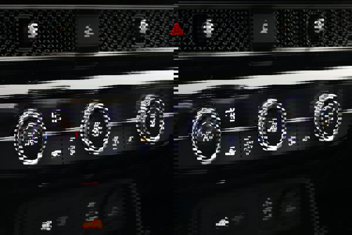 Used 2023 Honda Civic Sport image 25