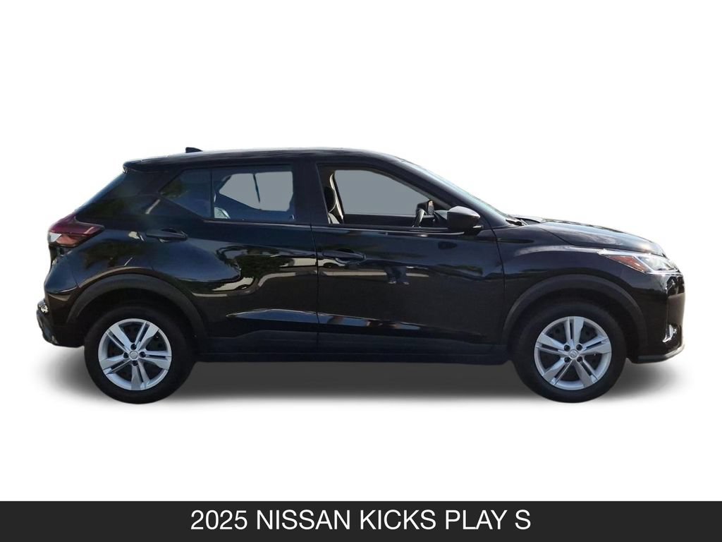 Used 2025 Nissan Kicks Play S FWD image 6