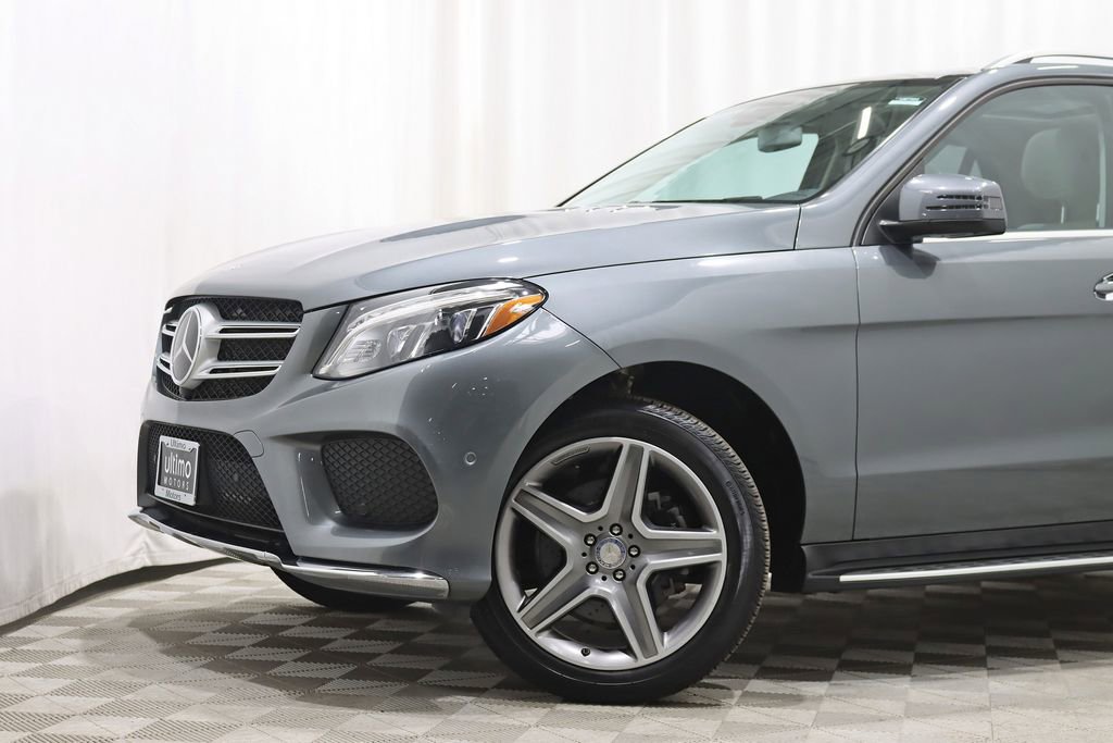 Used 2017 Mercedes-Benz GLE 400 4MATIC image 3