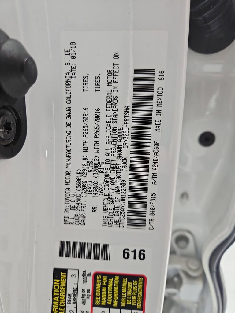 Used 2018 Toyota Tacoma TRD Off-Road image 28