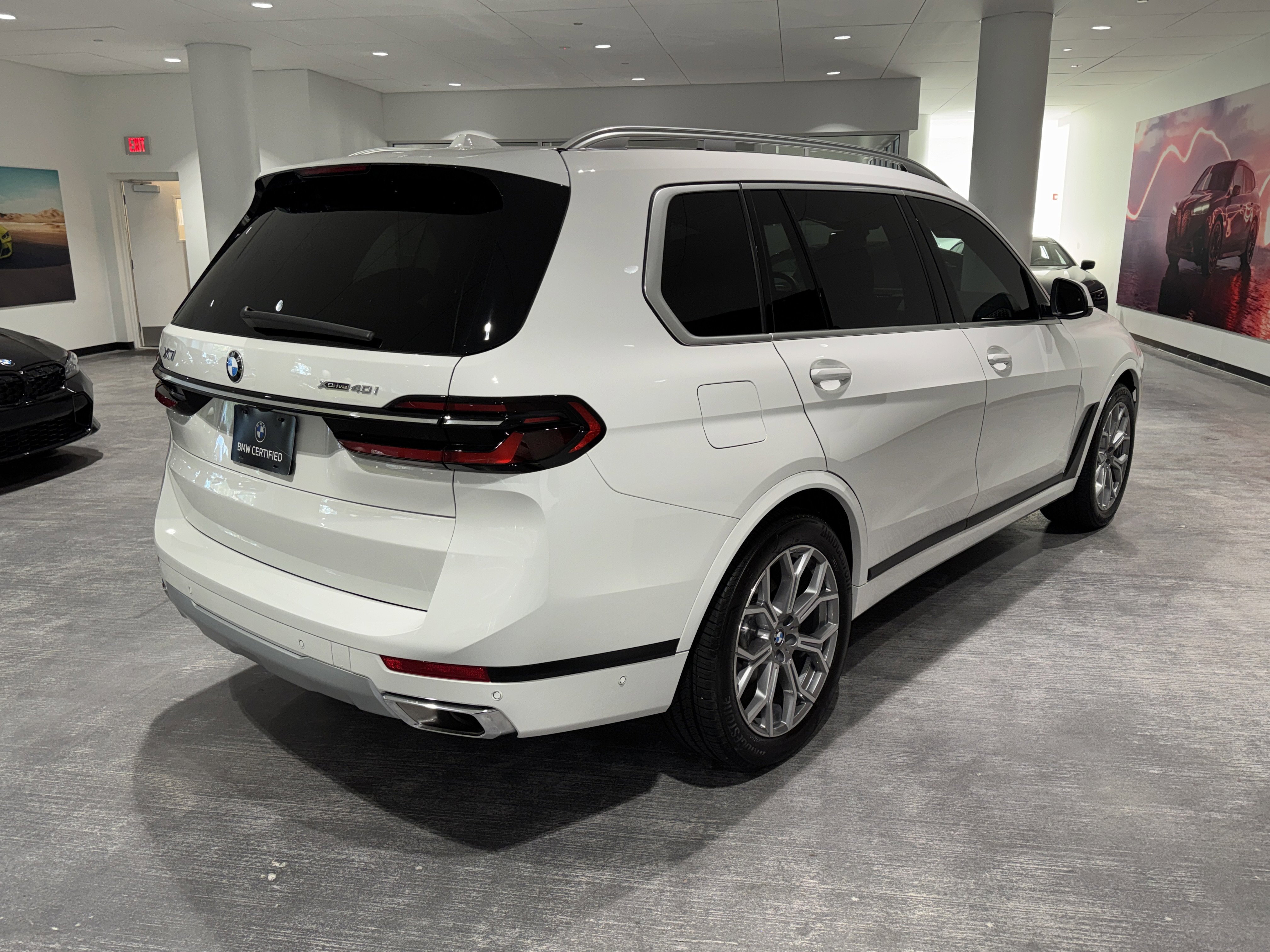 Certified 2025 BMW X7 xDrive40i w/ Premium Package image 8