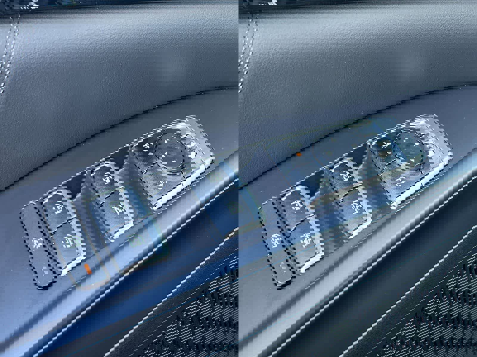 Used 2025 Kia Carnival SX Prestige image 14