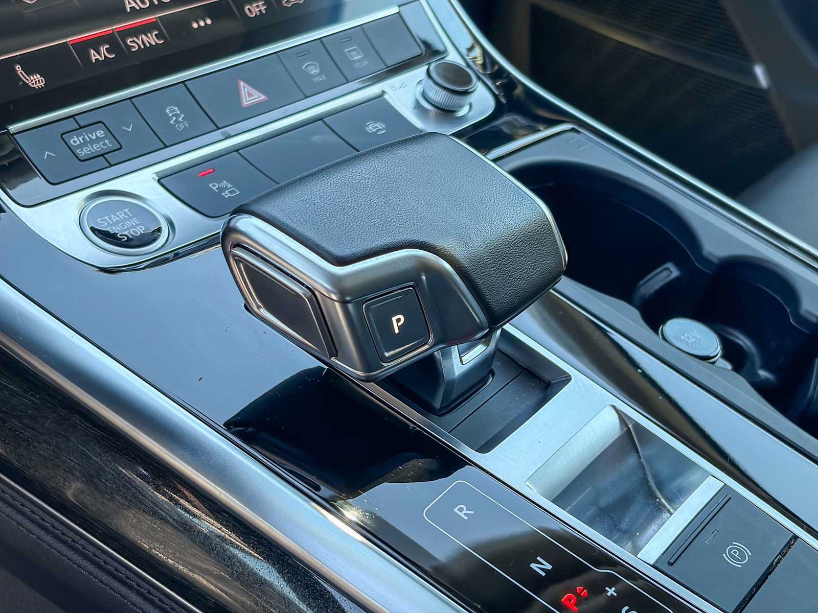 Used 2023 Audi Q7 3.0T Premium Plus w/ Premium Plus Package AWD/4WD image 19