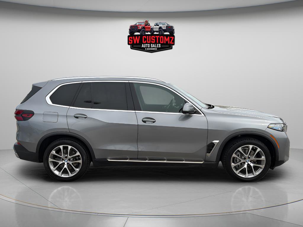 Used 2024 BMW X5 xDrive40i AWD/4WD image 8