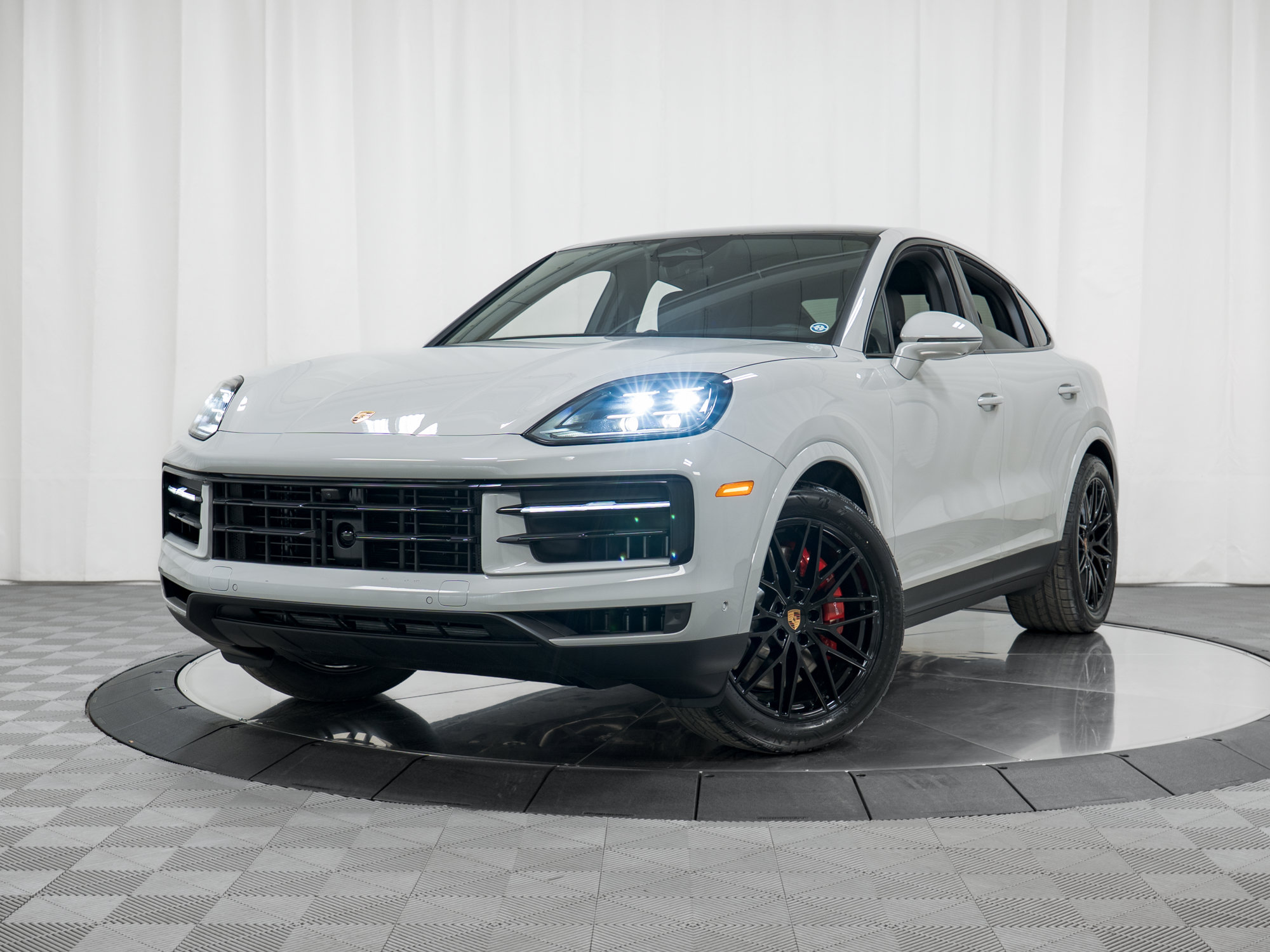 New 2026 Porsche Cayenne S AWD/4WD image 33