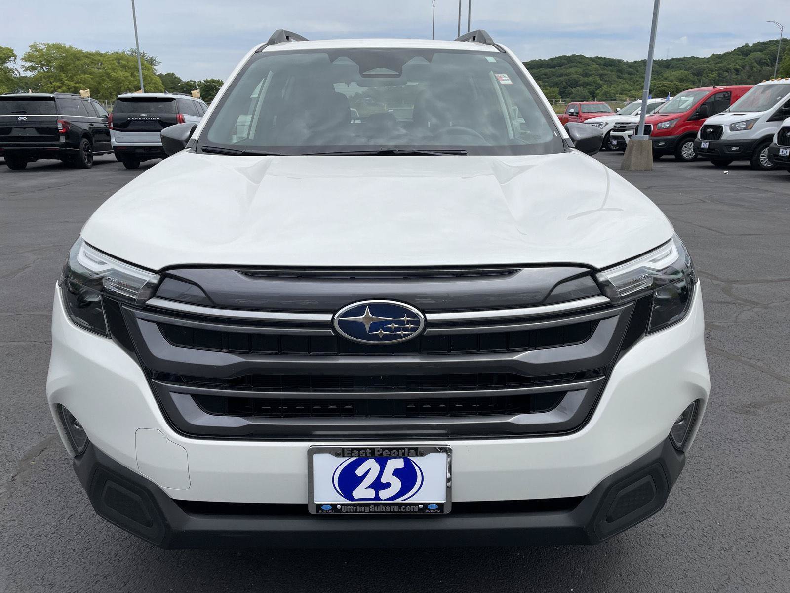 Used 2025 Subaru Forester Premium AWD/4WD image 8