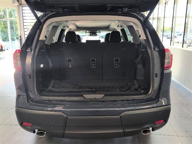 New 2025 Subaru Ascent Limited image 8