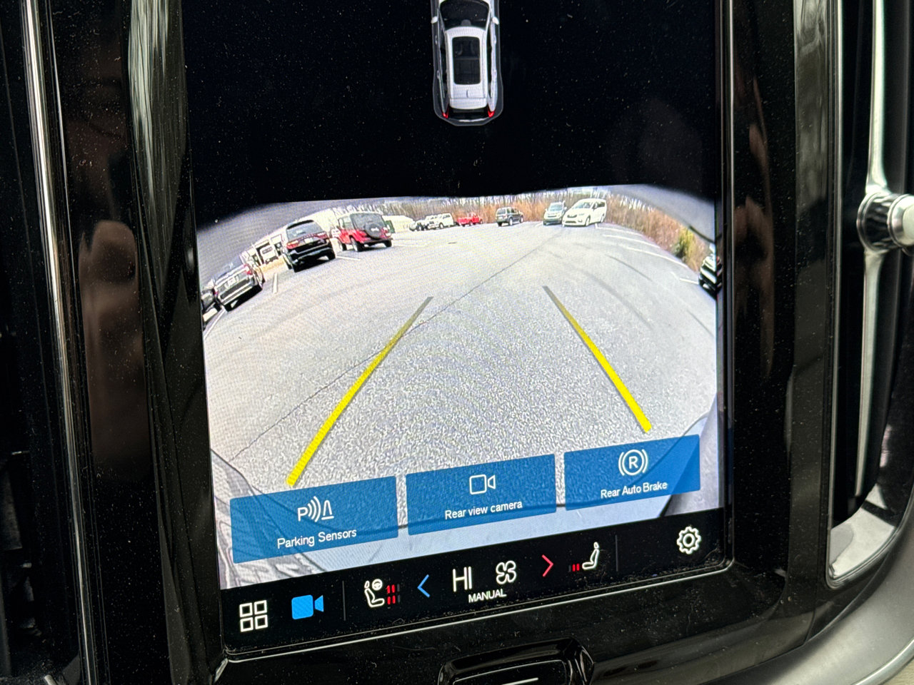 Used 2024 Volvo XC60 B5 Core image 27