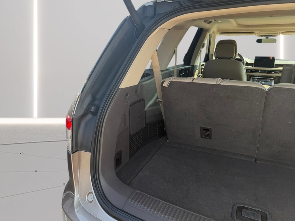 Used 2020 Lincoln Aviator Reserve w/ Equipment Group 201A RWD image 8