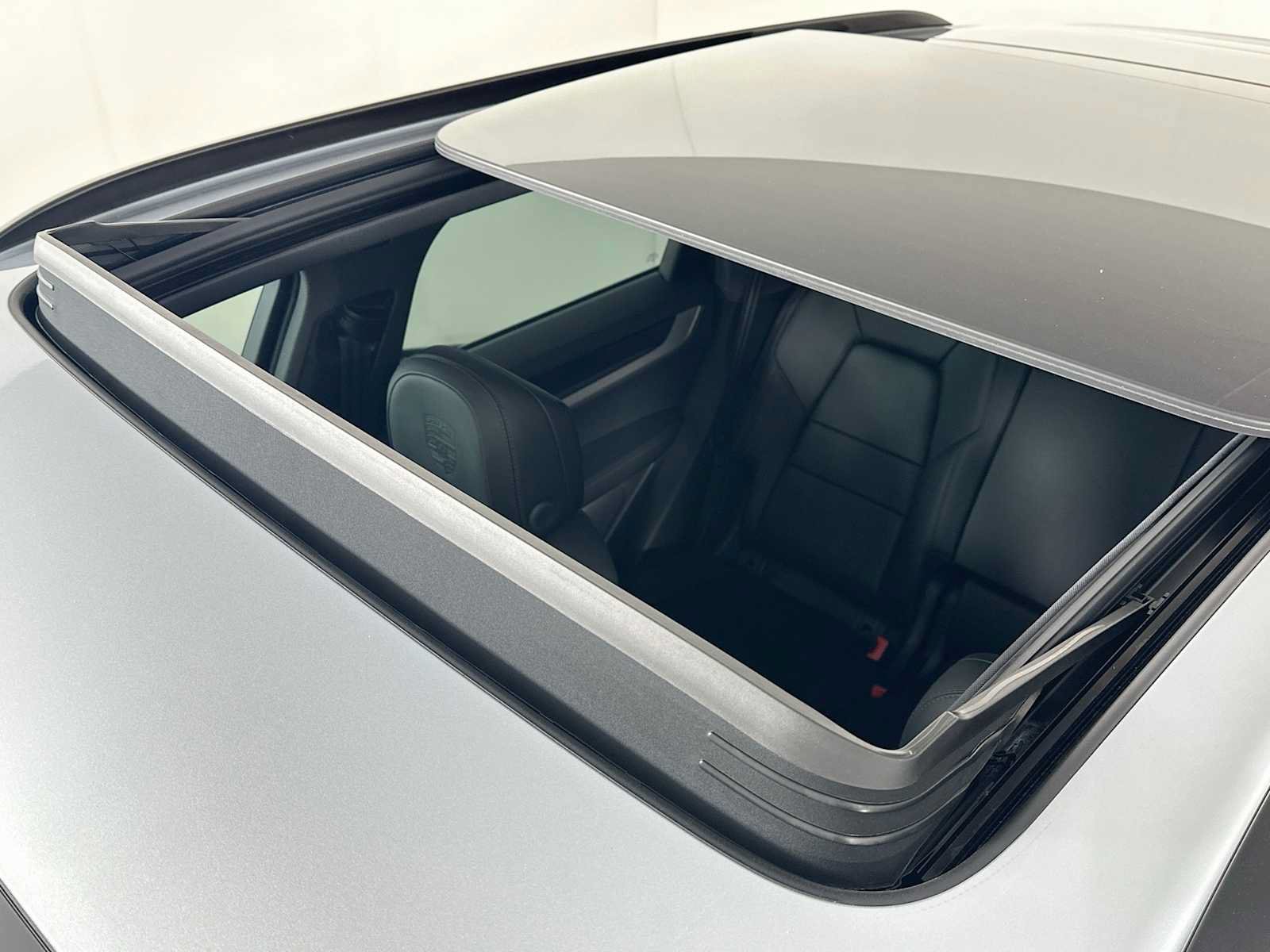 New 2026 Porsche Cayenne AWD/4WD image 21