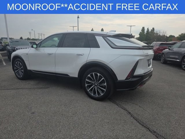 Used 2024 Cadillac Lyriq Sport RWD image 15