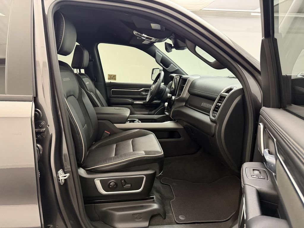 Used 2023 RAM 1500 Laramie AWD/4WD image 26